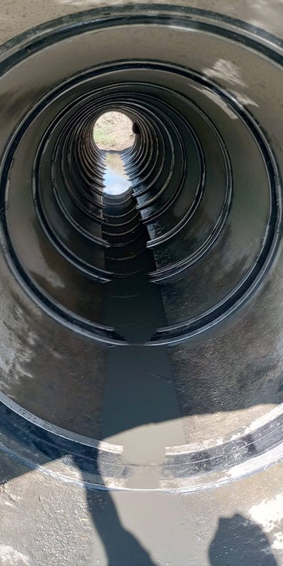 the joints of a pipe protected against infiltration and exfiltration by the HydraTite Internal Pipe Joint Seal