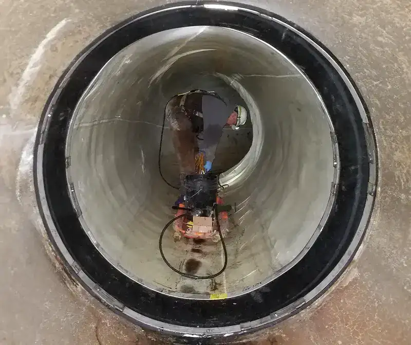 HydraTite installed over the end of a liner as a termination band