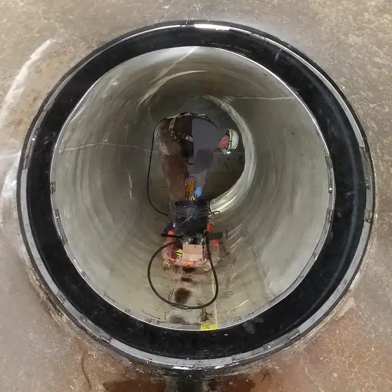 HydraTite installed over the end of a liner as a termination band