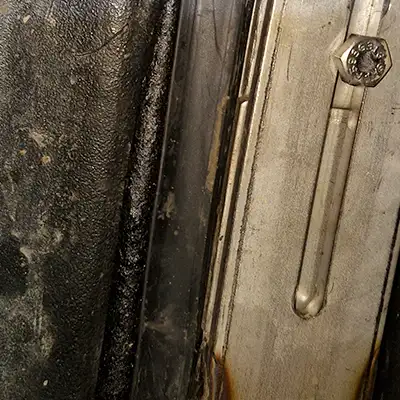 Close-up of HydraTite seal installed atop butyl rubber