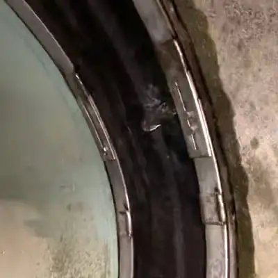 HydraTite installed over the end of a liner in a water main