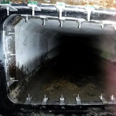 Box-shaped aqueduct sealed with HydraTite