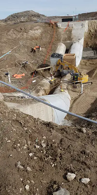 Construction site with a visible exterior of a siphon