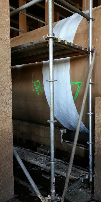 Epoxy coating the exterior of a pipe