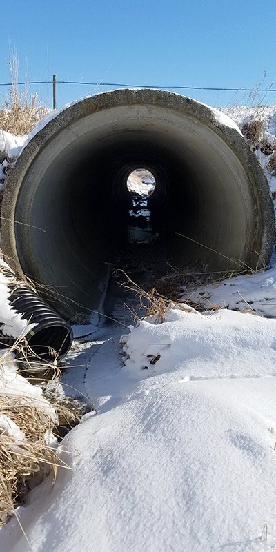 A long circular pipe