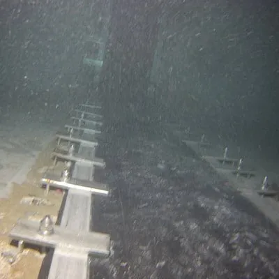 HydraTite, the internal pipe joint seal installed in an underwater box culvert
