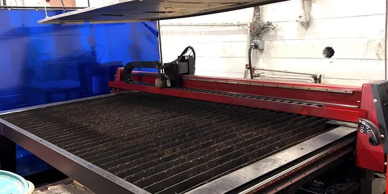 A plasma cutting table