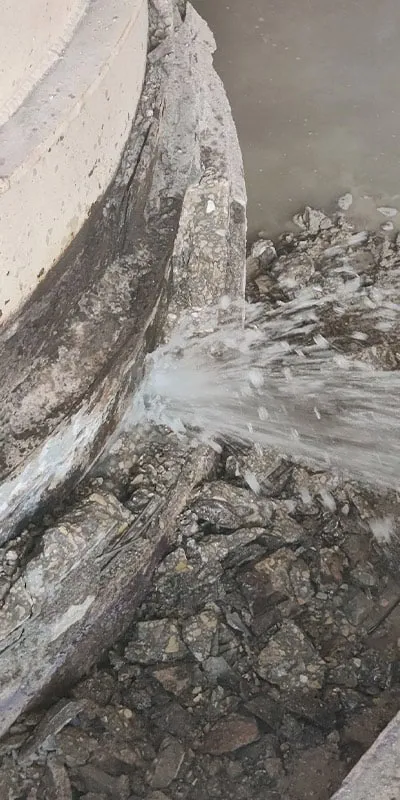 An active leak in a riser at a hydroelectric power