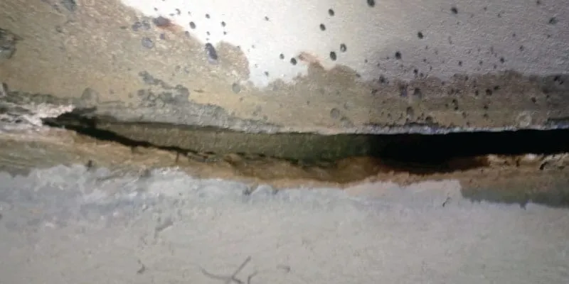 A deteriorated pipe joint