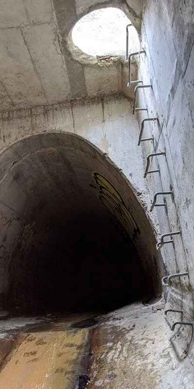 The entrance to an irregularly-shaped tunnel