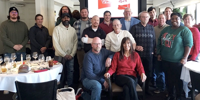 HydraTech's employees gathered for the yearly Christmas picture