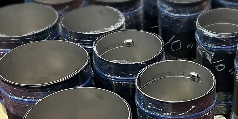 Many HydraLock seals sitting on a wooden pallet